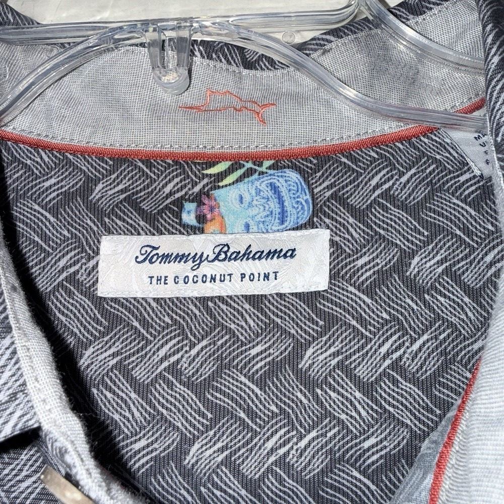 Tommy Bahama Coconut Point Tiki Print Hawaiian Shirt Gray Tencel - Size Large - Picture 4 of 7